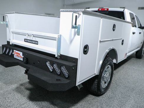 Used 2022 RAM 2500 Tradesman AWD/4WD image 7
