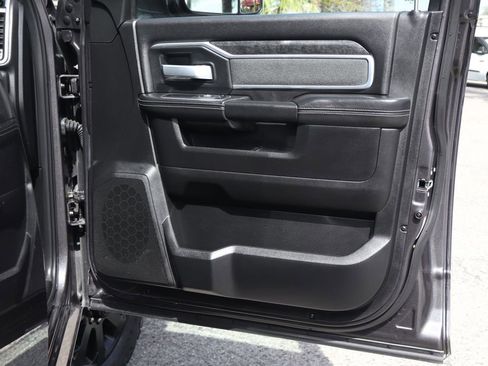 Used 2020 RAM 2500 Big Horn w/ Night Edition AWD/4WD image 51