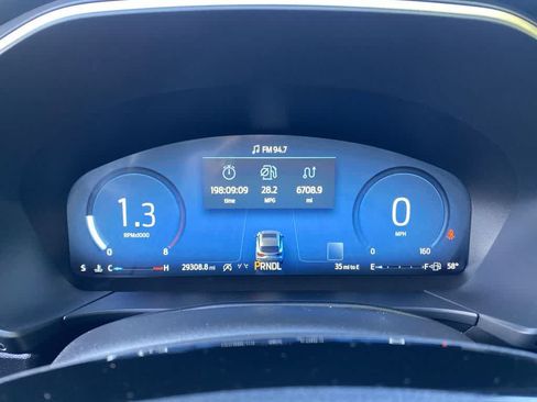 Used 2025 Ford Escape Platinum AWD/4WD image 28