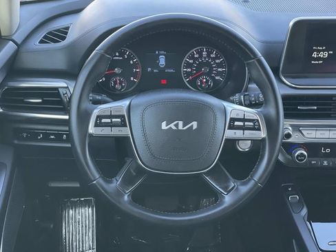 Used 2022 Kia Telluride S FWD image 7