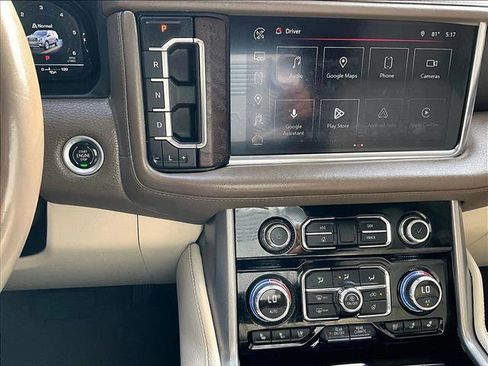 Used 2023 GMC Yukon Denali w/ Advanced Technology Package image 24