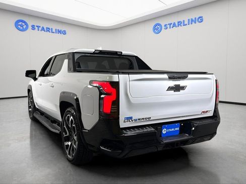 Used 2024 Chevrolet Silverado EV RST image 6