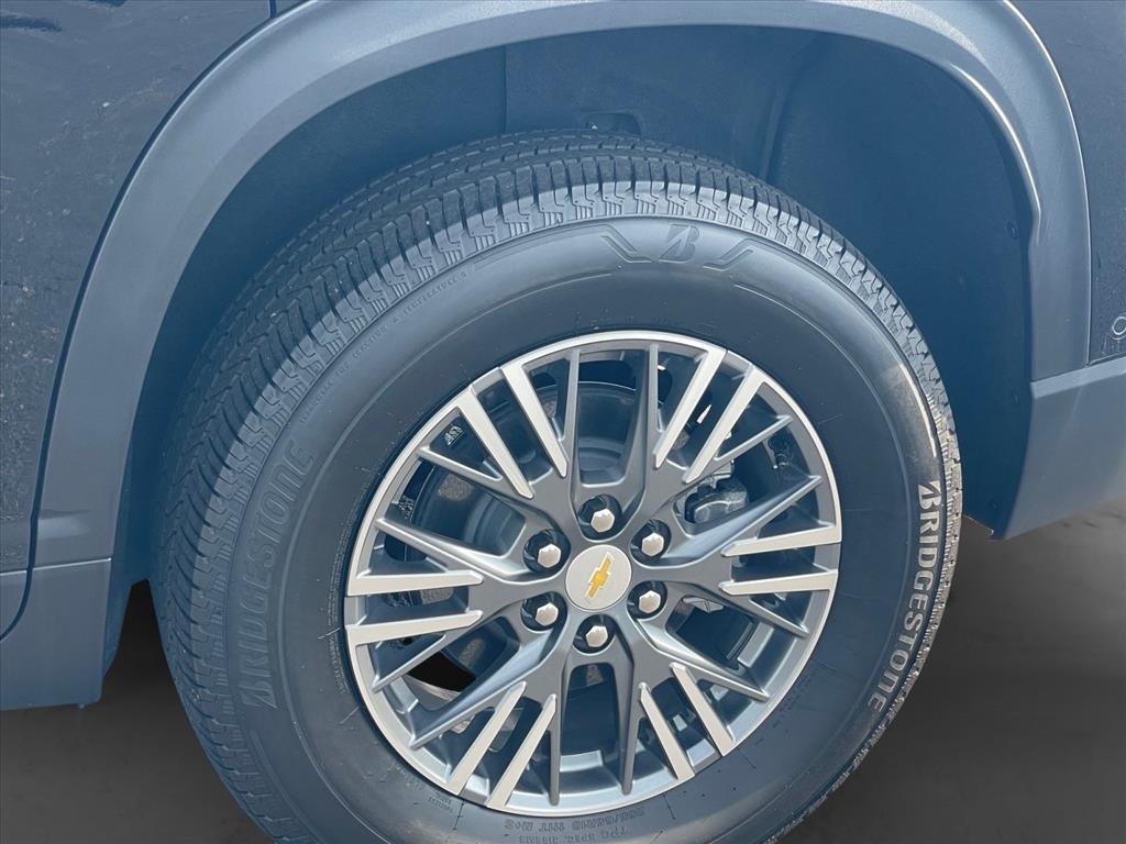 New 2026 Chevrolet Traverse LT w/ Enhanced Driving Package FWD image 25