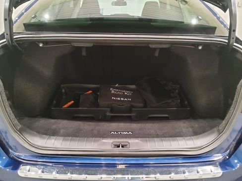 Used 2023 Nissan Altima 2.5 SR w/ SR Premium Package image 14