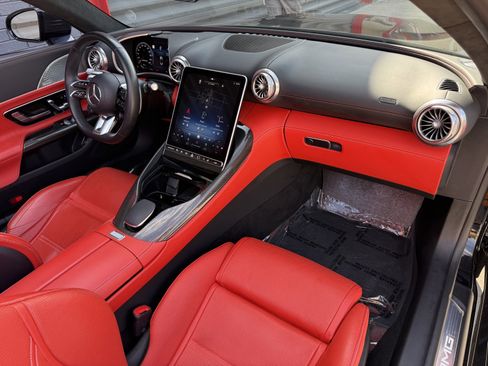 Used 2022 Mercedes-Benz SL 63 AMG 4MATIC image 14