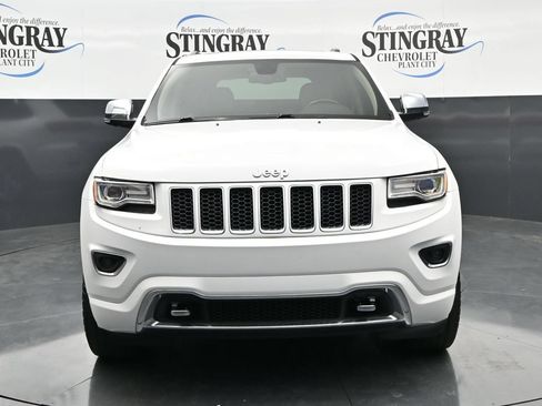 Used 2015 Jeep Grand Cherokee Overland RWD image 2