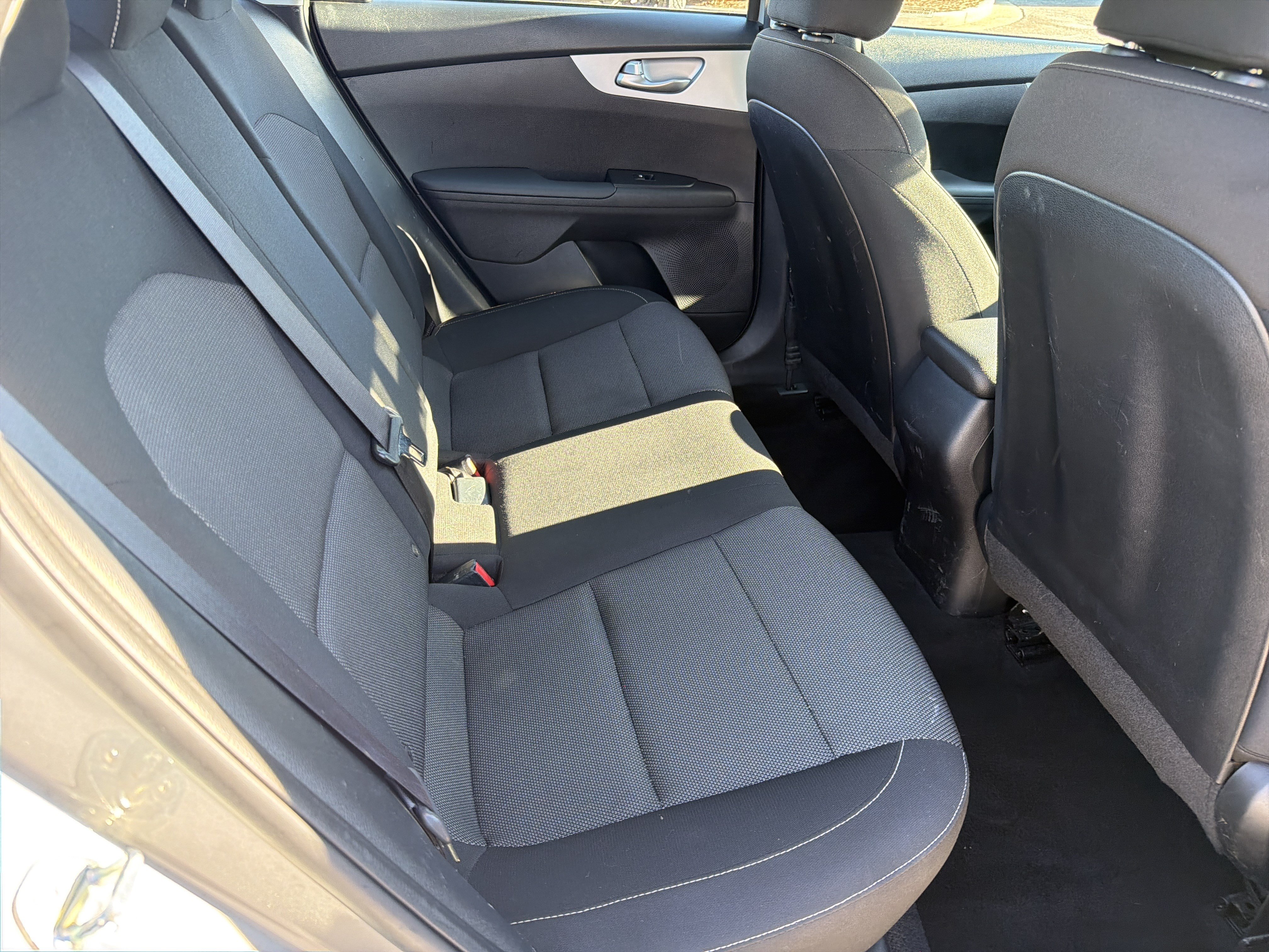 Used 2024 Kia Forte LXS FWD image 25