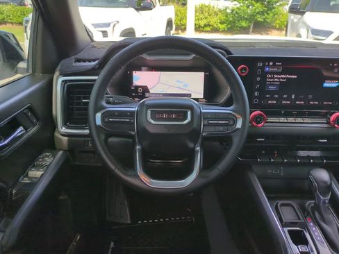 Used 2024 GMC Canyon Elevation w/ Trailering Package image 15