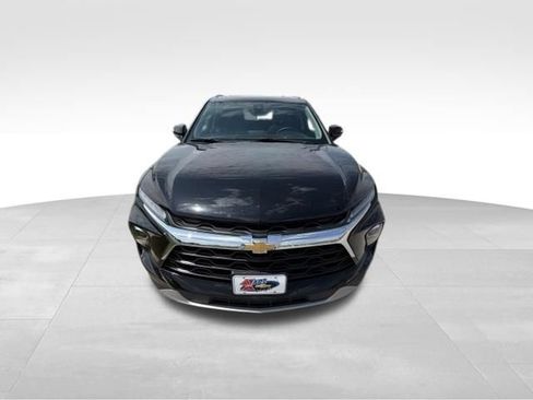 Used 2024 Chevrolet Blazer LT w/ Sound & Technology Package AWD/4WD image 2