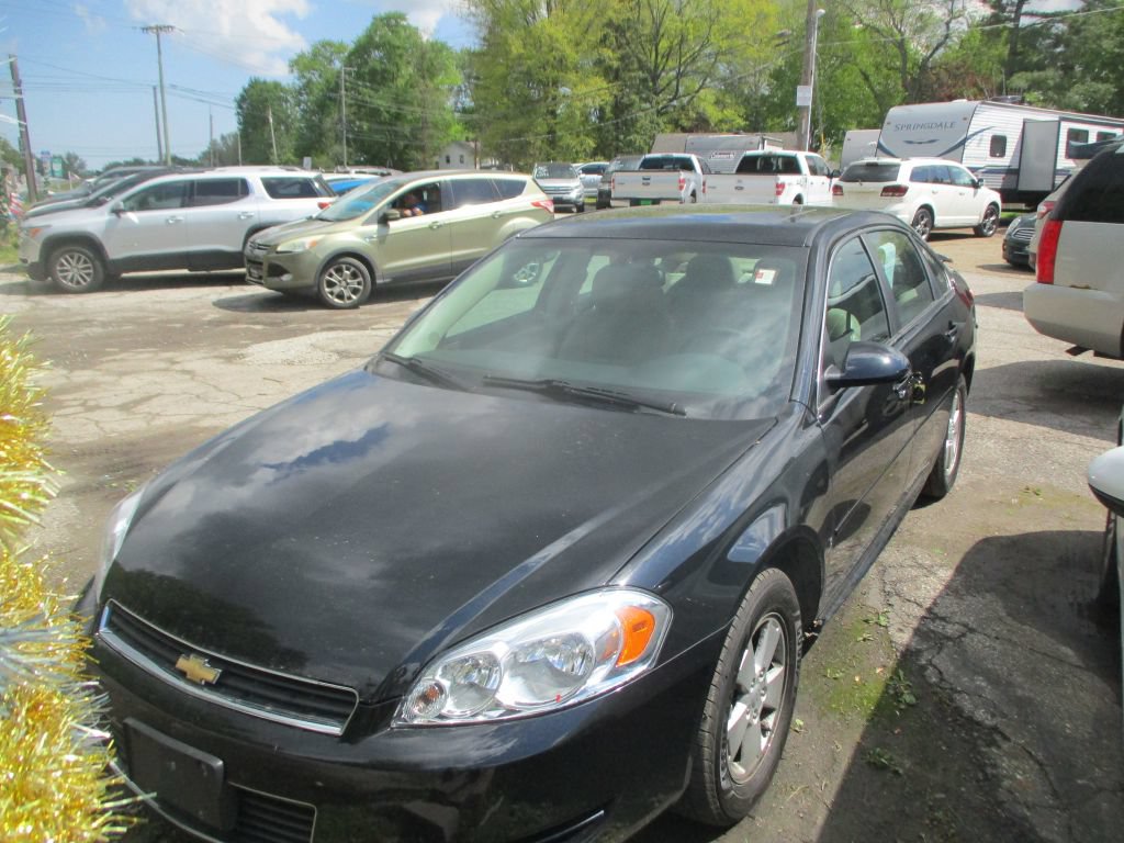 Used 2009 Chevrolet Impala LT w/ Luxury Edition Package FWD image 3