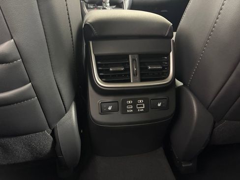 Used 2025 Subaru Outback Limited image 17