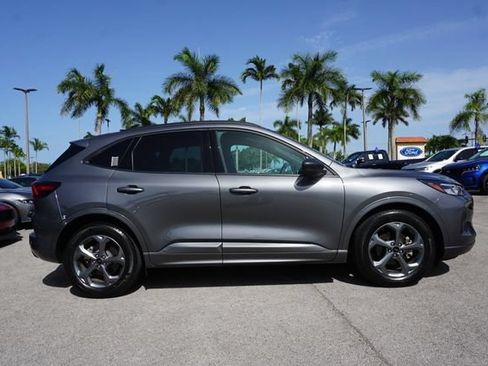 Certified 2023 Ford Escape ST-Line w/ Tech Pack #1 FWD image 23