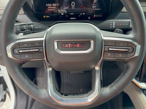 Used 2024 GMC Acadia Elevation w/ LPO, Floor Liner Package FWD image 10