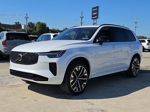 New 2026 Volvo XC90 B6 Ultra w/ Protection Package Premier AWD/4WD image 3