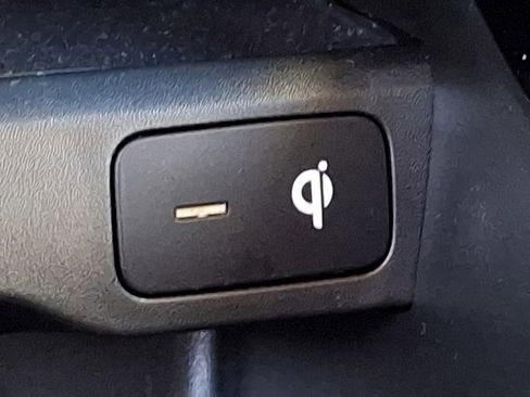 Used 2025 Kia Soul S image 24