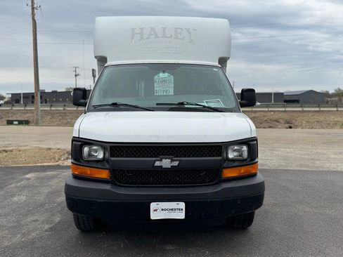 Used 2016 Chevrolet Express 3500 image 43