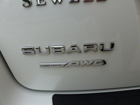 Used 2019 Subaru Crosstrek 2.0i Limited w/ Popular Package #4 image 10