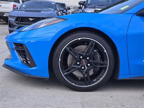 Used 2023 Chevrolet Corvette Stingray Premium Cpe w/ Z51 Performance Package image 8
