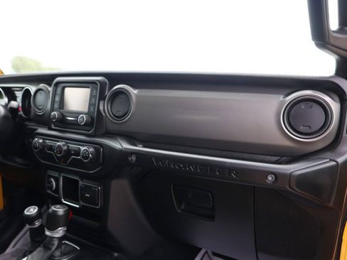 Used 2021 Jeep Wrangler Sport AWD/4WD image 21