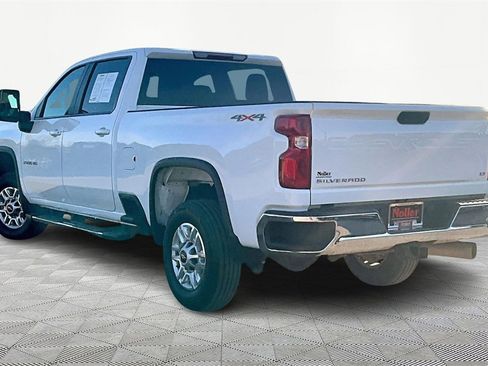 Used 2024 Chevrolet Silverado 2500 LT image 13