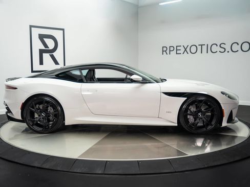 Used 2019 Aston Martin DBS Superleggera RWD image 7