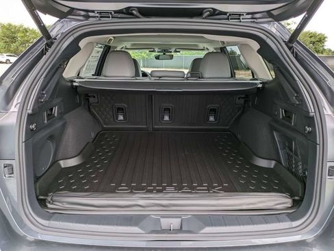 New 2025 Subaru Outback Limited image 12