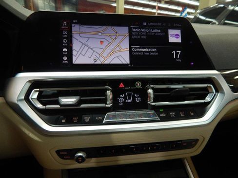 Used 2019 BMW 330i xDrive Sedan w/ Convenience Package image 24