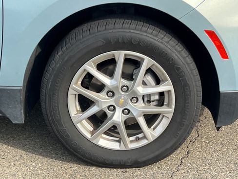 Used 2022 Chevrolet Equinox LT FWD image 18