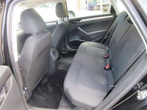 Used 2014 Volkswagen Passat 1.8T S image 15