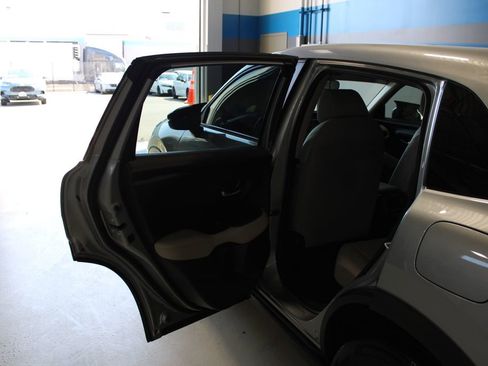 Used 2025 Honda HR-V LX image 16