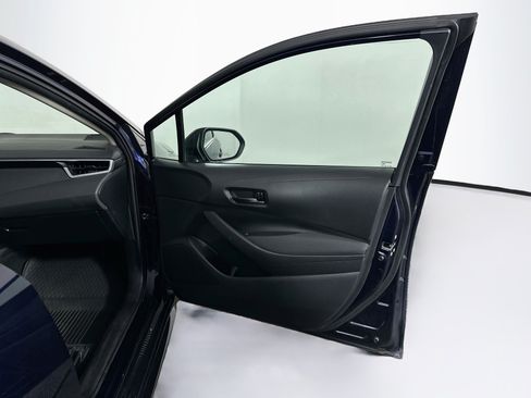Used 2024 Toyota Corolla LE FWD image 30