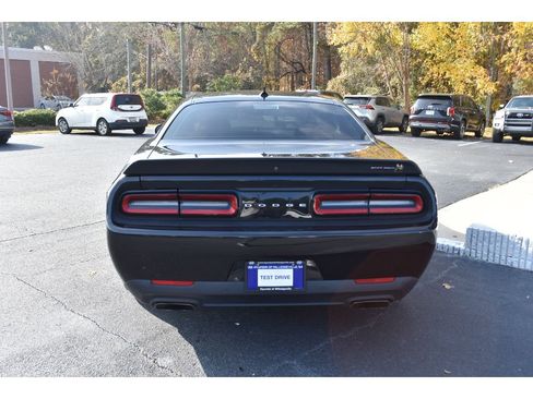Used 2022 Dodge Challenger R/T Scat Pack image 4