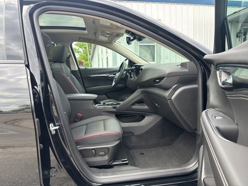 Used 2023 Buick Envision Essence AWD/4WD image 21