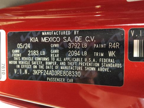 Used 2024 Kia Forte LXS FWD image 33
