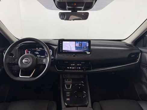 Used 2024 Nissan Rogue SL w/ SL Premium Package FWD image 19