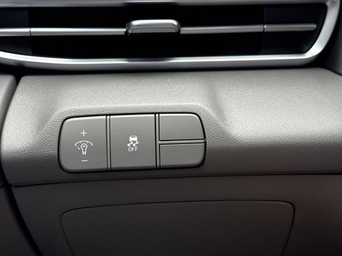 New 2026 Hyundai Elantra SEL Sport Premium image 18