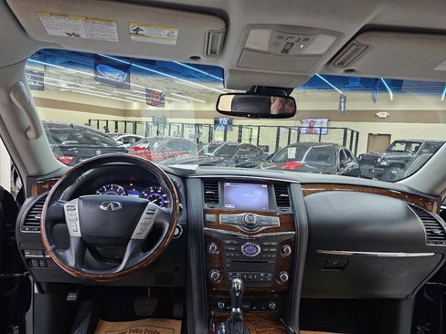 Used 2017 INFINITI QX80 4WD w/ Deluxe Technology Package image 28
