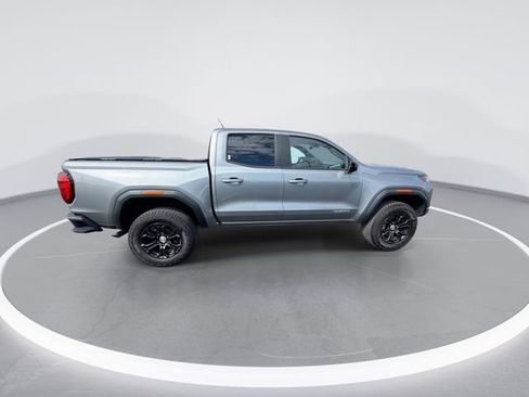Used 2024 GMC Canyon Elevation w/ Elevation Premium Package RWD image 9