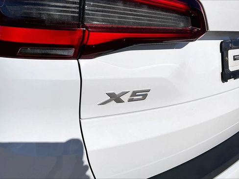 Used 2021 BMW X5 sDrive40i w/ Premium Package image 30