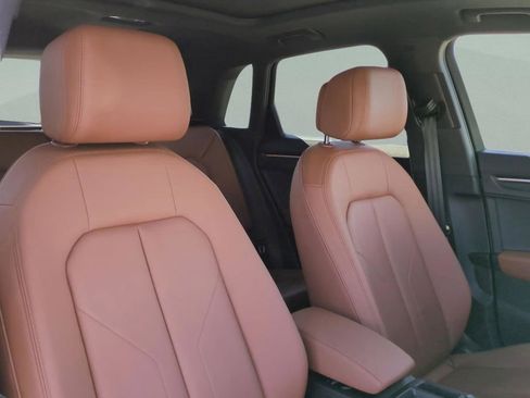 Used 2022 Audi Q3 2.0T Premium Plus image 11
