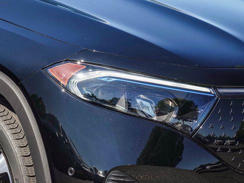 Certified 2024 Mercedes-Benz EQB 350 4MATIC SUV image 9