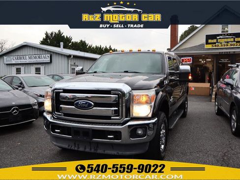 Used 2013 Ford F250 Lariat w/ Chrome Pkg image 1