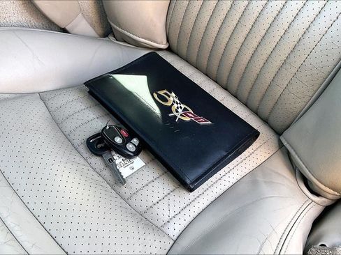 Used 2003 Chevrolet Corvette Convertible w/ Preferred Equipment Group1 RWD image 11