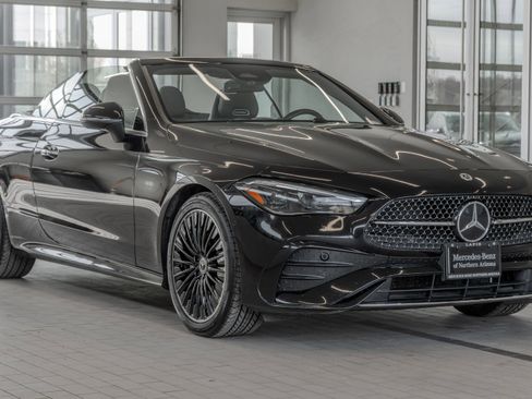 Certified 2025 Mercedes-Benz CLE 300 4MATIC Cabriolet image 21