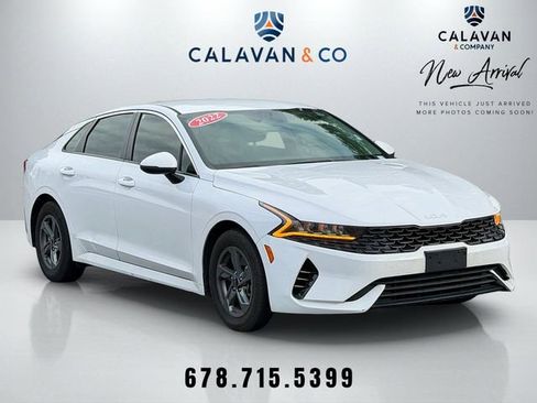 Used 2022 Kia K5 LX FWD image 1