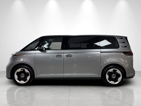 New 2025 Volkswagen ID. Buzz Pro S RWD image 2