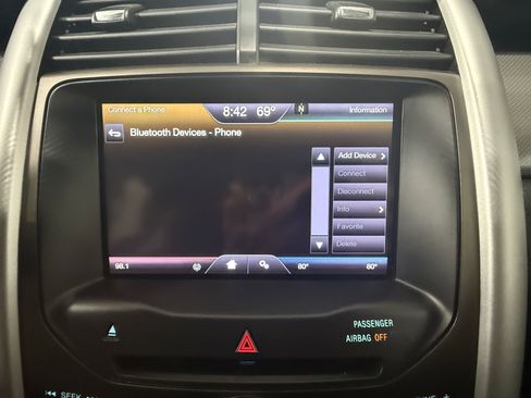 Used 2013 Ford Edge SEL image 32