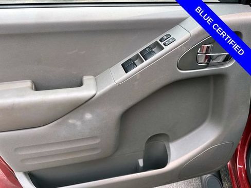 Used 2020 Nissan Frontier SV w/ Midnight Edition Floor Mats AWD/4WD image 10
