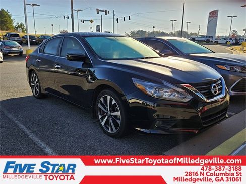 Used 2016 Nissan Altima 2.5 SR w/ Interior Lighting Package image 1