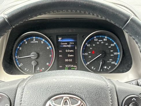 Used 2018 Toyota RAV4 XLE w/ Plus Extra Value Package AWD/4WD image 12